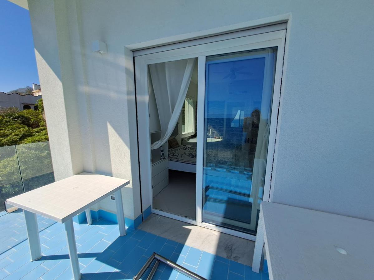 קסטלדאצ'ה Blue Life, Sea-Luxury Rooms On The Beach Between Palermo And Cefalu' מראה חיצוני תמונה