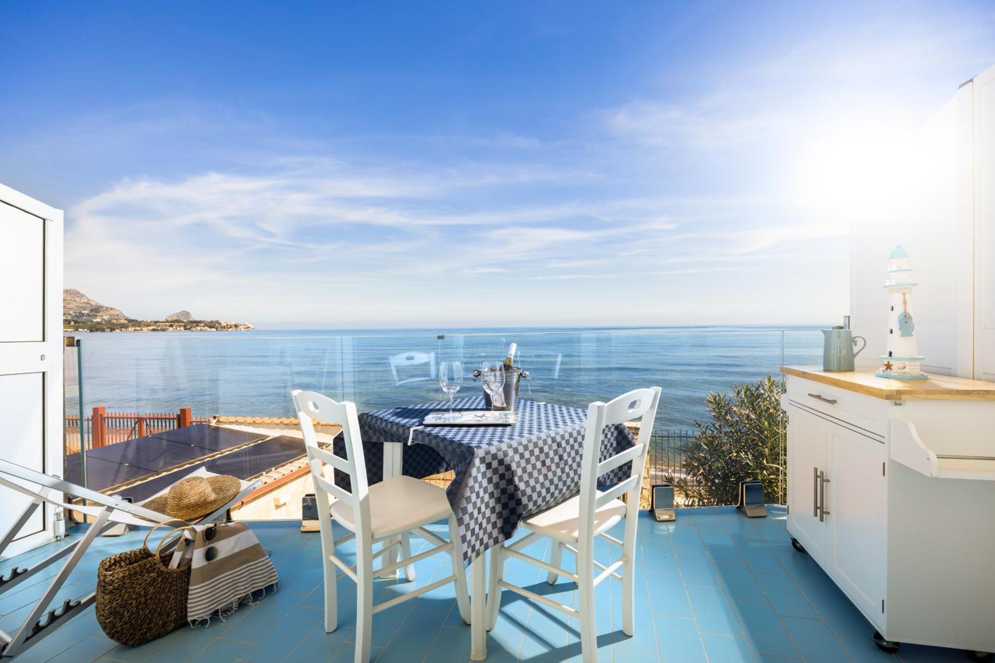 קסטלדאצ'ה Blue Life, Sea-Luxury Rooms On The Beach Between Palermo And Cefalu' חדר תמונה